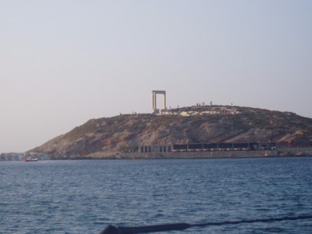Portara - Naxos (by Chris Raptis)